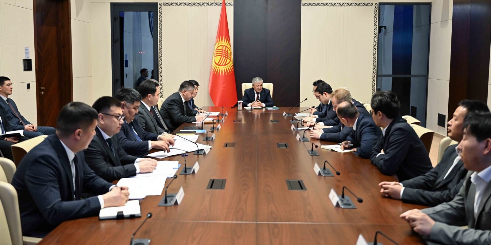 Китай и Польша построят на базе лампового завода в Майлуу-Суу фармацевтический комплекс за $25 млн