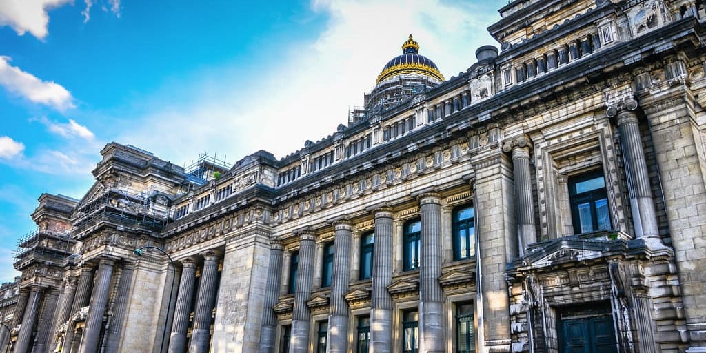 Комбанк из Кыргызстана выиграл суд в Брюсселе по делу об обходе санкций