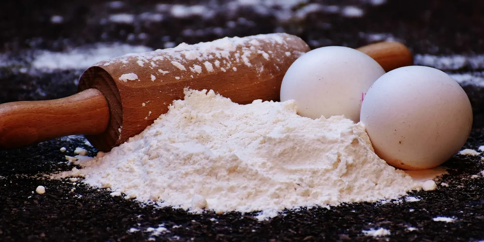 На фоне роста цен в Казахстане и РФ в Кыргызстане подешевели яйца и мука