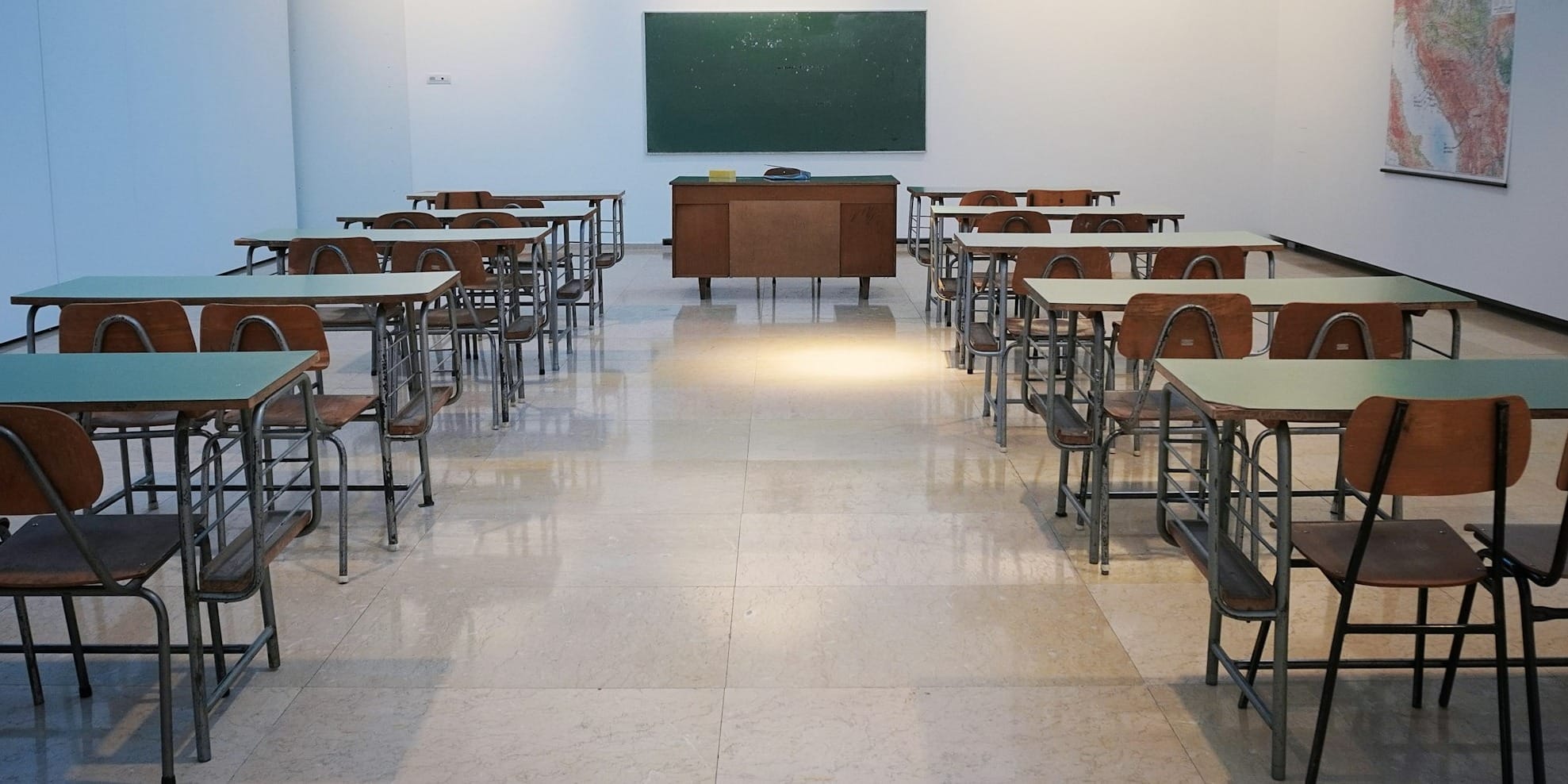 Мэрия Бишкека объявила тендер на «зеленую» модернизацию трех школ