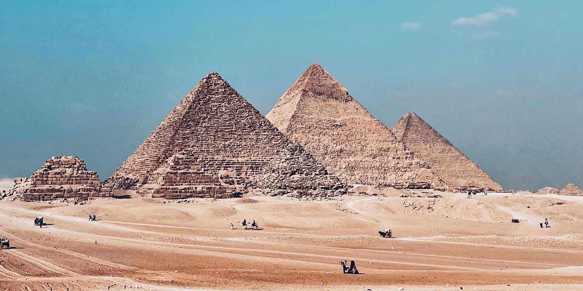 безвиз Кыргызстан Египет 2026, Садыр Жапаров закон, дипломатический паспорт КР Египет, Жогорку Кенеш ратификация