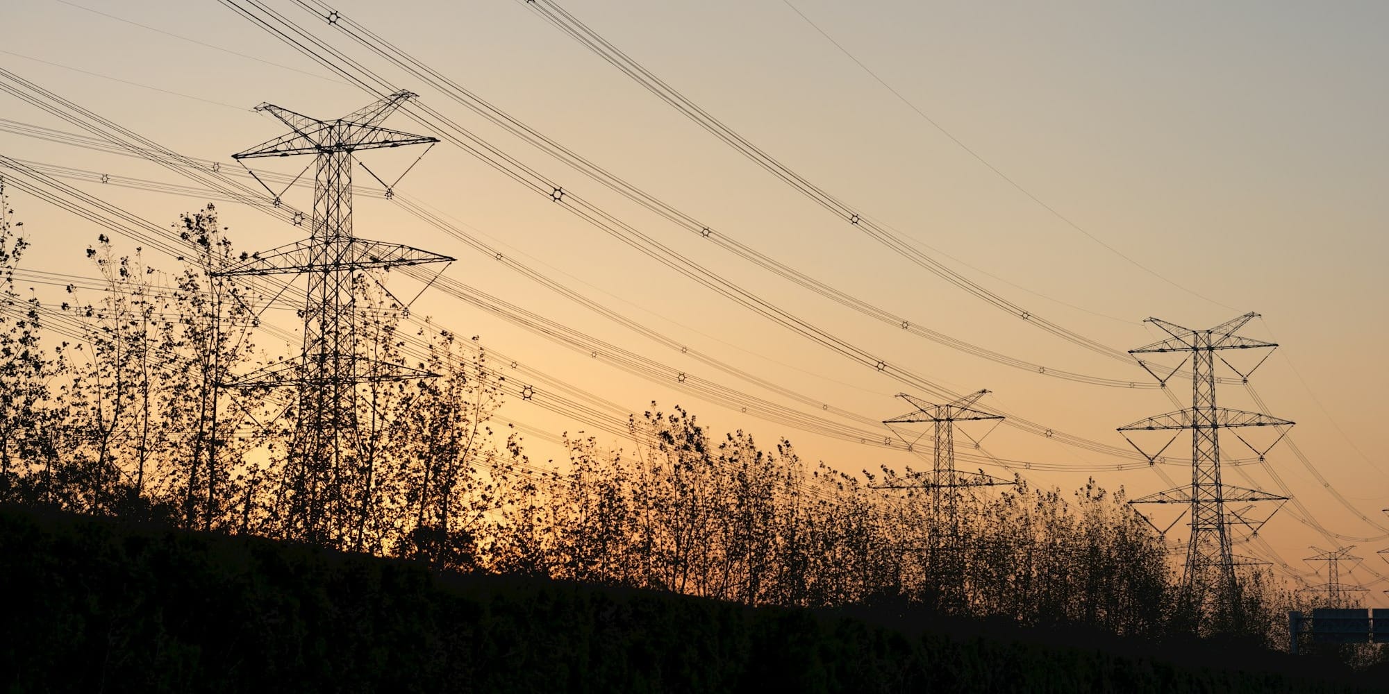 ЛЭП в районе Ala-Too Resort уберут под землю в рамках тендера на 90.7 млн сомов