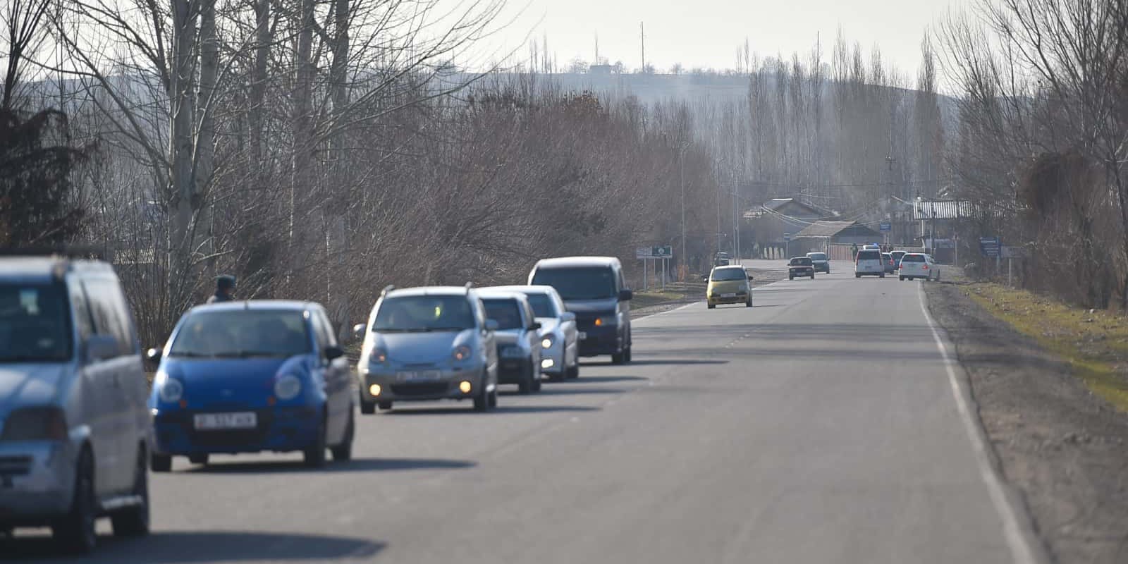 Дорожный фонд Кыргызстана 2026, доходы дорожного фонда КР, Жогорку Кенеш новости, ремонт дорог в КР, Улукбек Жаныбеков, поправки в закон о дорогах, бюджет КР 2026