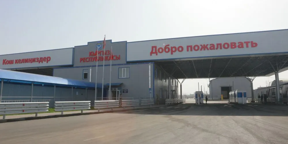 Три КПП на границе Кыргызстана и Узбекистана перешли на круглосуточный режим
