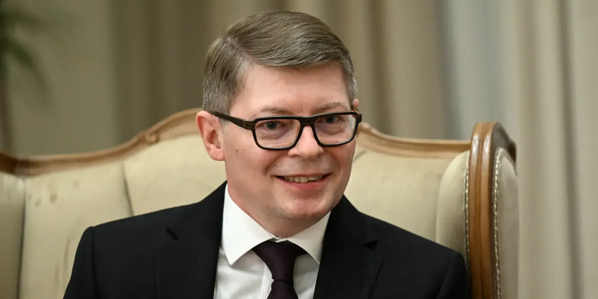 «Смотрю с оптимизмом»: Посол ЕС оценил работу КР по соблюдению санкций