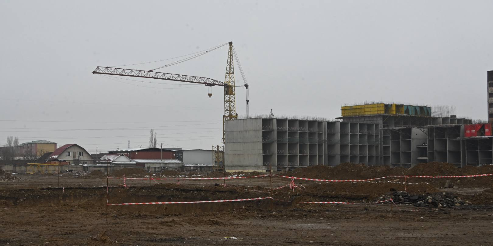 Стройку объектов «Доолот Курулуш» планируют возобновить 10 августа