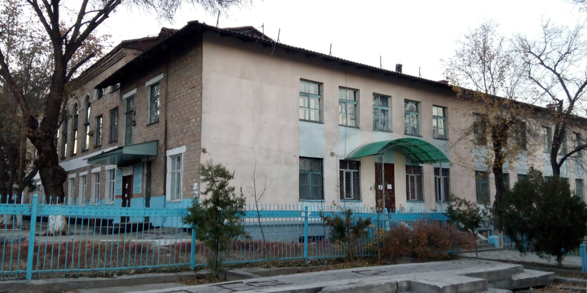 В профлицеях Кыргызстана предлагают отменить фиксированные даты учебного года