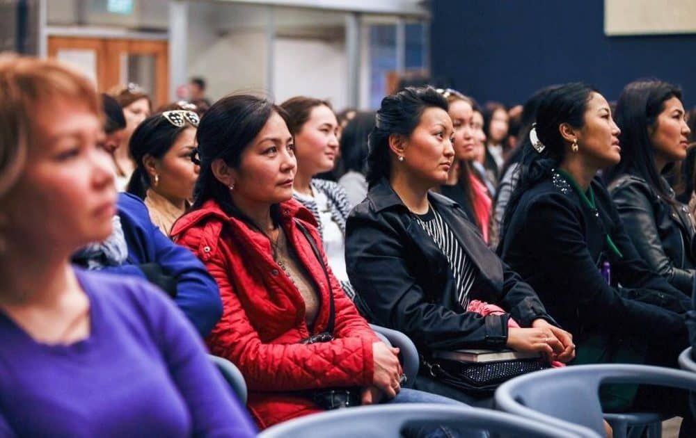 Минтруда КР и Всемирный банк запустят проект по трудоустройству молодежи и мигрантов изображение публикации