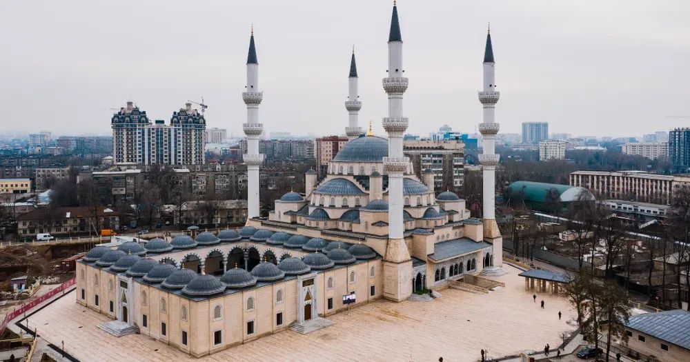 В среду, 28 июня, в Кыргызстане выходной день изображение публикации