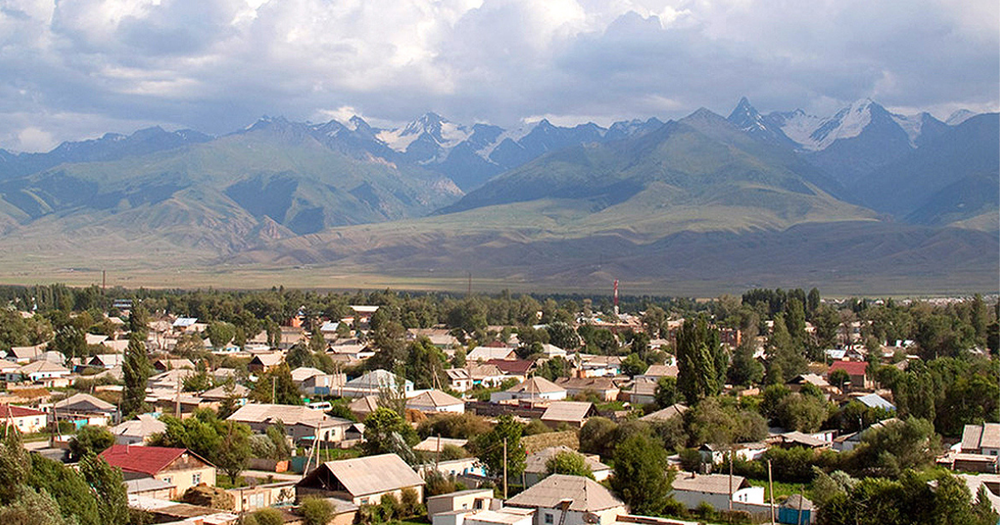 Садыр Жапаров поручил выделить каждому айыл окмоту по 10 млн сомов изображение публикации