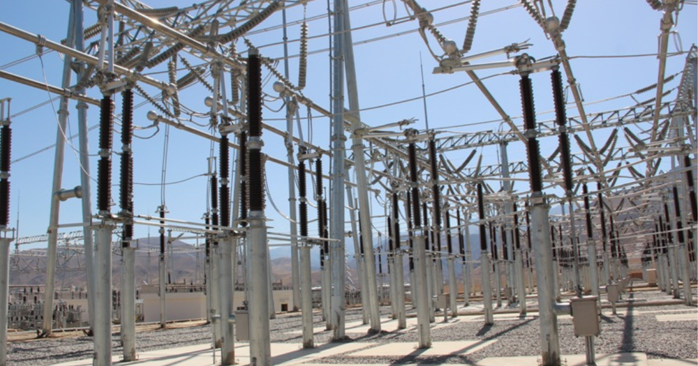 Майнинг-ферма в Кемине за шесть месяцев уплатила 225 млн сомов налогов — Садыр Жапаров изображение публикации