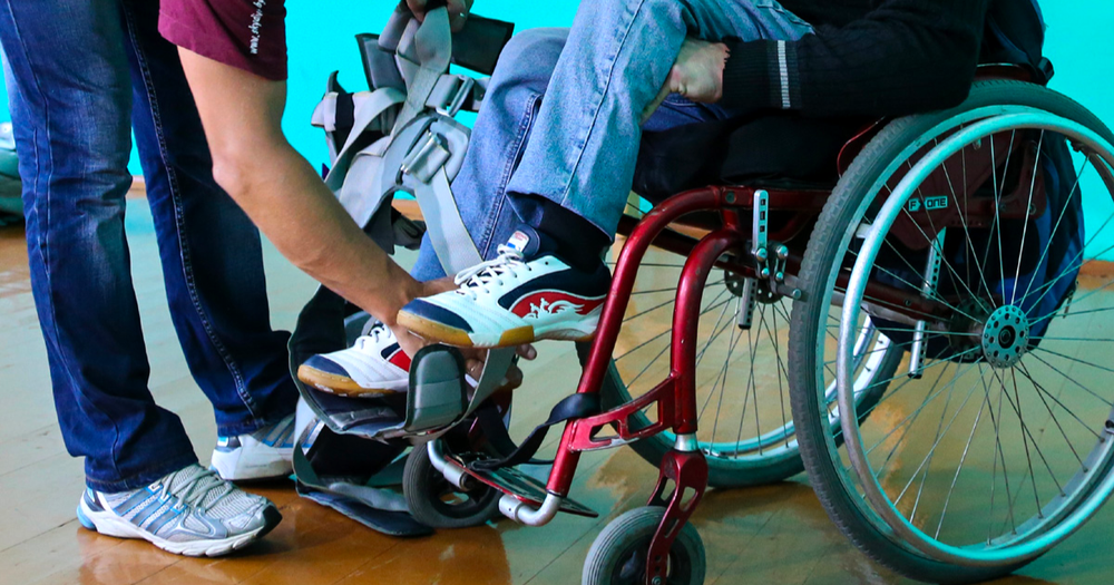 Ассистенты людей с инвалидностью заработали на 265 млн сомов больше, чем в прошлом году изображение публикации