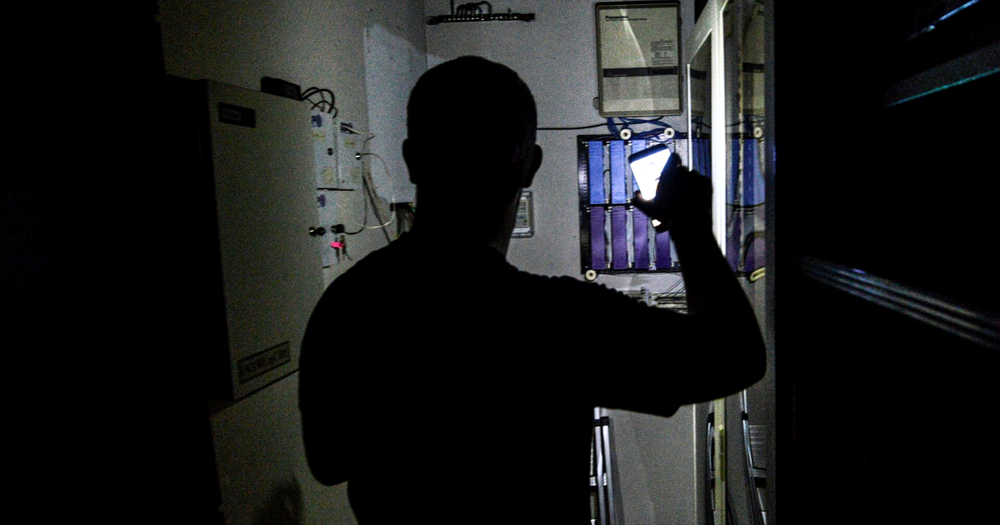 Завтра в Бишкеке отключат электроэнергию 6.1 тысячи абонентам изображение публикации