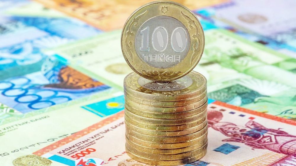 Тенге отыграл часть падения к сому, а рубль и евро снова сдали позиции - официальные курсы валют изображение публикации