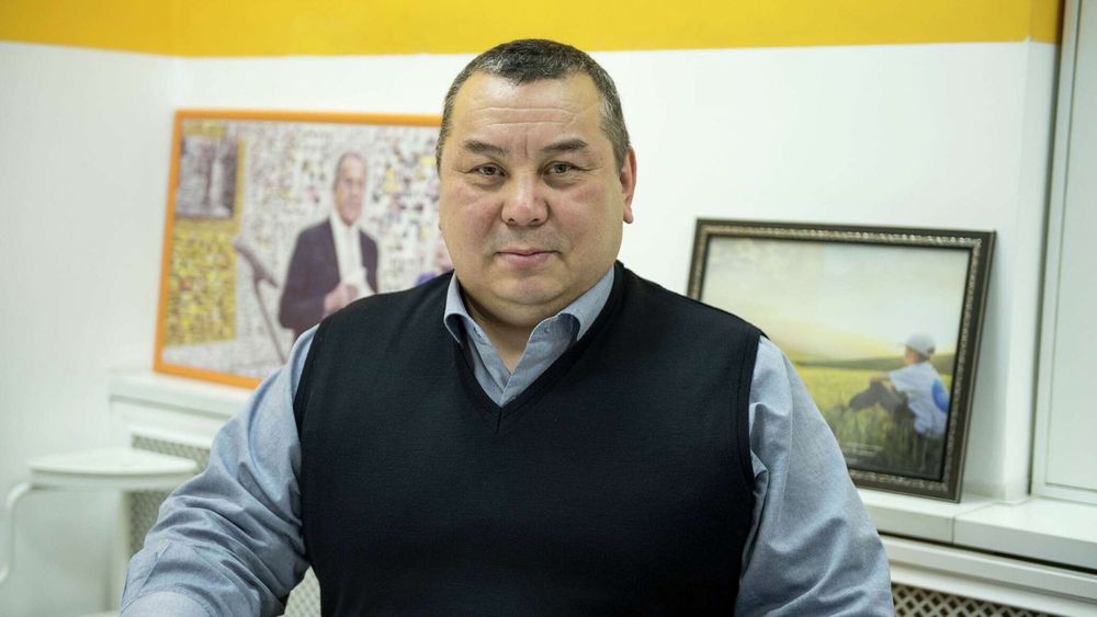 Золотой запас КР не дает покоя Балбаку Тулобаеву  — теперь он предлагает построить за его счет монорельс в Бишкеке изображение публикации