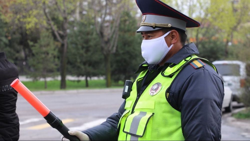 В Бишкеке выезд на полосу для общественного транспорта будут фиксировать камеры в автобусах изображение публикации