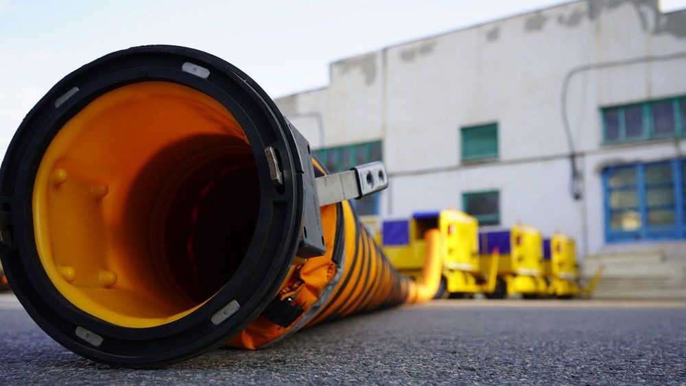 Аэропорт "Манас" приобрел три подогревателя воздуха — как их будут использовать изображение публикации