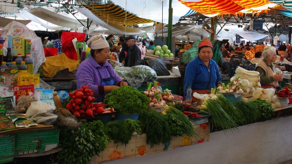 В Кыргызстане по состоянию на III квартал функционируют 346 рынков изображение публикации