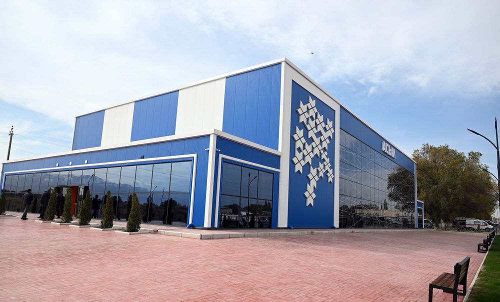 Садыр Жапаров призвал миллионеров строить соцобъекты в Кыргызстане изображение публикации