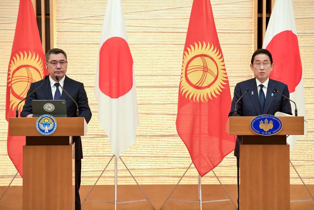 Дружба и партнерство в новую эпоху — Жапаров подытожил итоги переговоров с премьером Японии изображение публикации