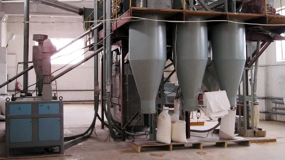 В Кыргызстане за семь лет уничтожили 22 мельницы — еще 30 сейчас не работают изображение публикации