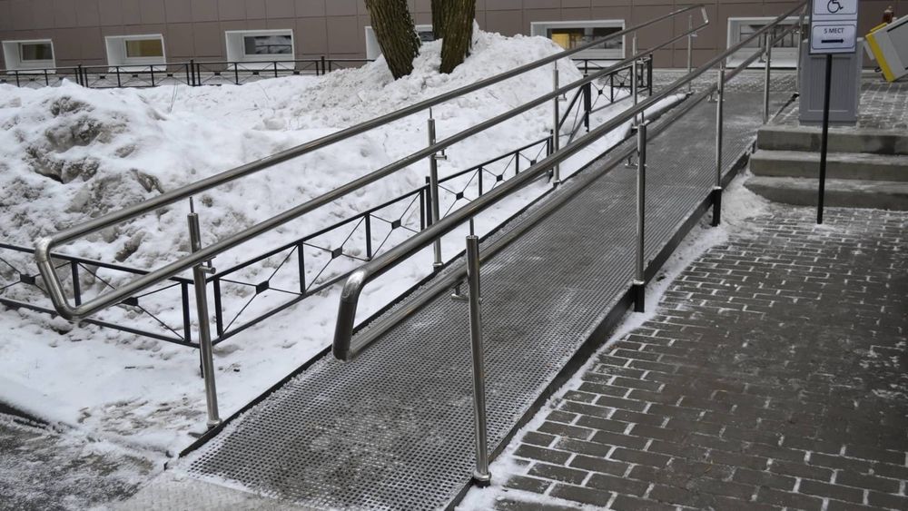 В Бишкеке установят пандусы и звуковое оповещение в общественном транспорте для лиц с инвалидностью изображение публикации