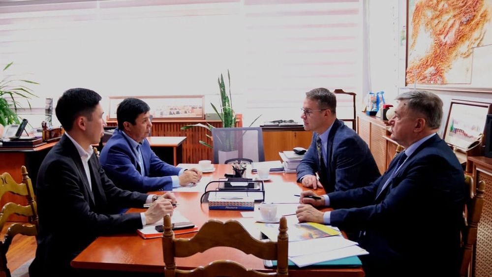 Кыргызстан и Литва изучат возможность совместных проектов в логистике и сельском хозяйстве изображение публикации