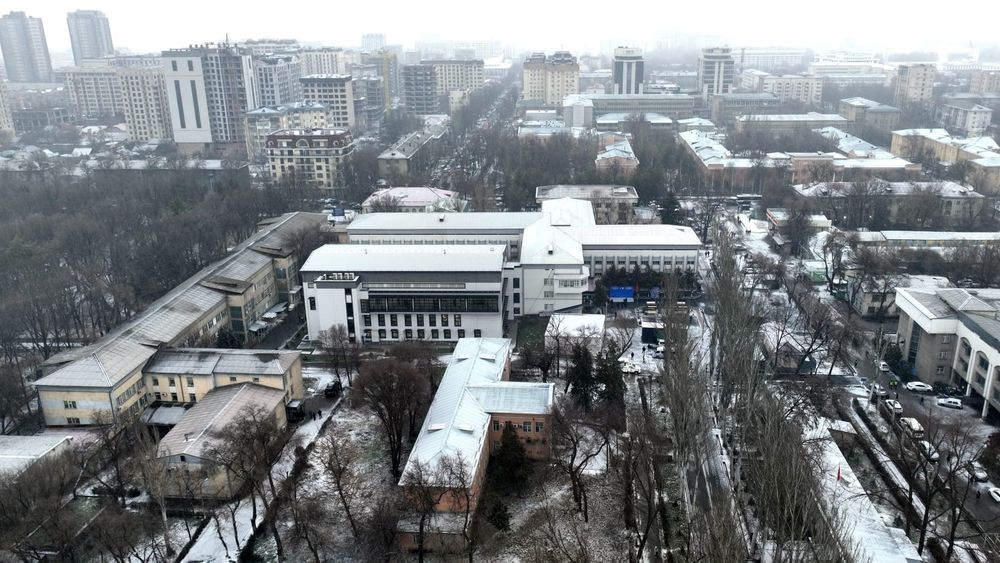 Садыр Жапаров открыл перинатальный центр в Бишкеке – фото изображение публикации