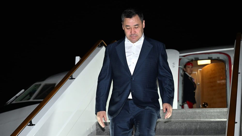 Садыр Жапаров с визитом вылетел в ОАЭ – кто вошел в состав делегации изображение публикации