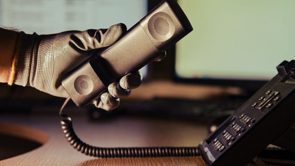 Всплеск телефонного мошенничества в Бишкеке: ГУВД приняло более 100 звонков от потерпевших изображение публикации