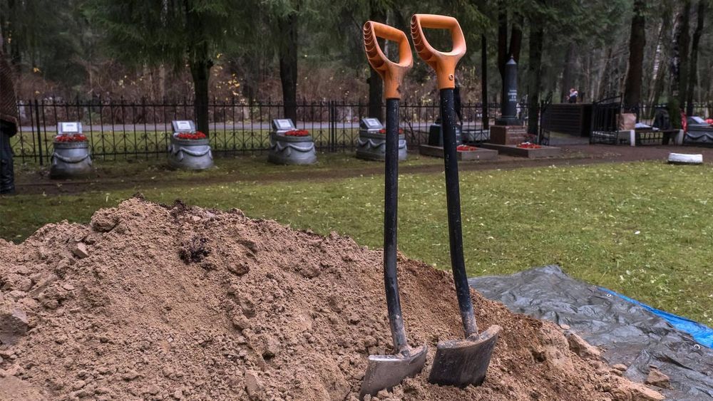 Президент Садыр Жапаров подписал закон о погребении и похоронном деле изображение публикации