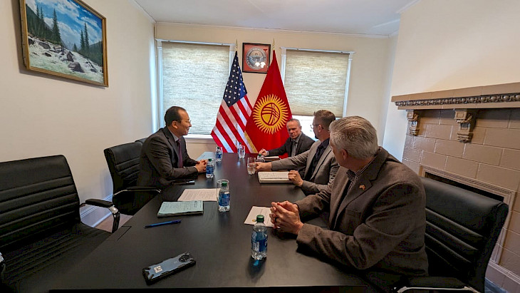 Посол Кыргызстана в США предложил чиновникам Монтаны экспортировать в КР замороженные семена лучших пород скота изображение публикации