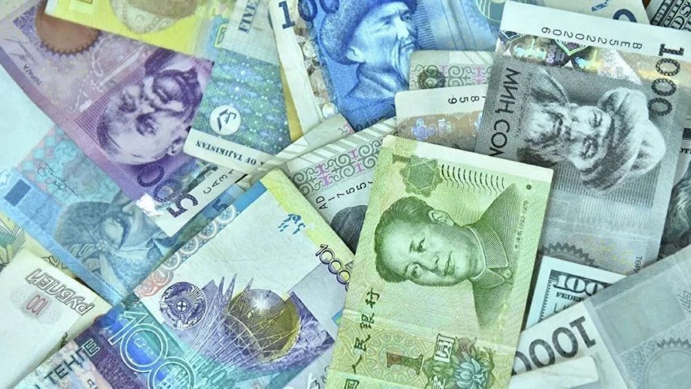 Тенге вновь подорожал до курса пять к одному к сому изображение публикации