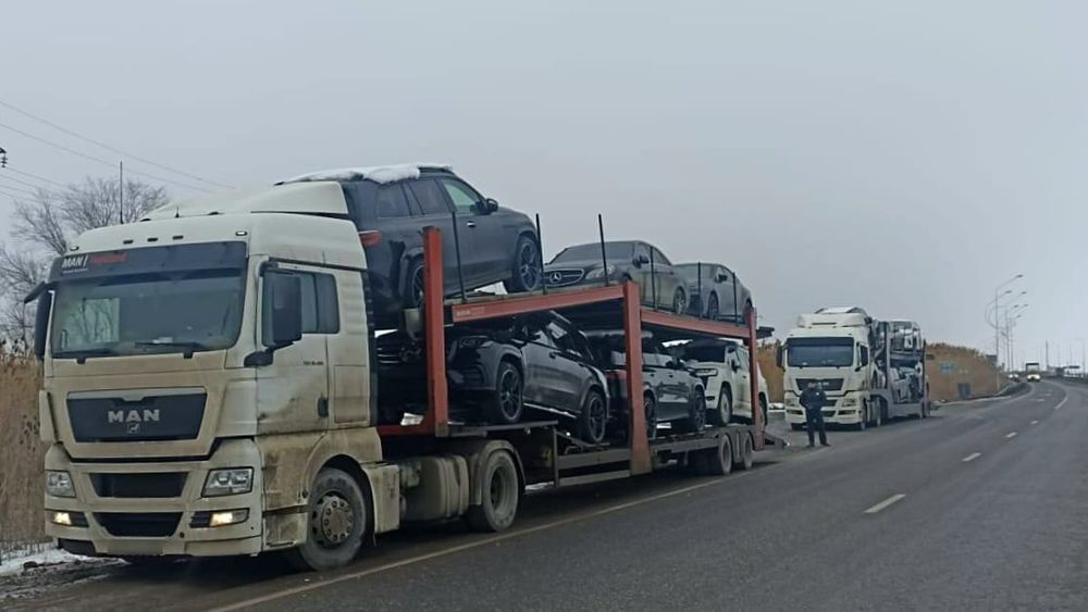Таможенники ФТС пресекли «серый» ввоз новых люксовых авто в РФ — по документам они следовали в Кыргызстан изображение публикации