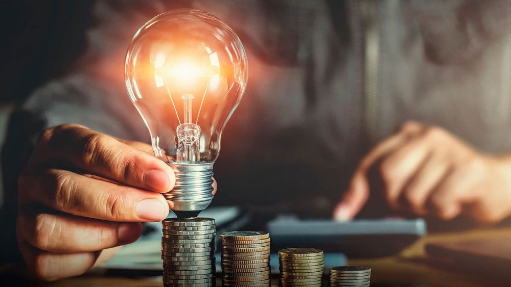 Кабмин КР предлагает поднять тарифы на свет в этом году на месяц раньше изображение публикации