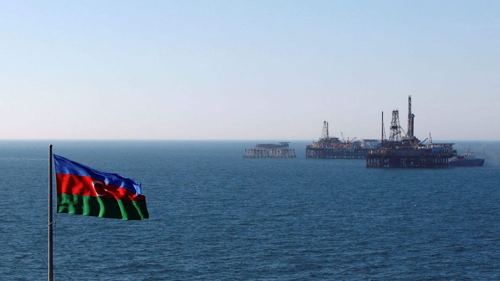 Азербайджан может стать поставщиком нефтепродуктов в Кыргызстан изображение публикации