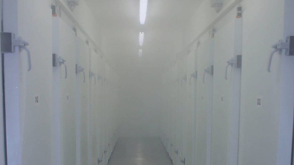 Медучреждение в Караколе получило морозильные камеры для вакцин на $30 тысяч изображение публикации