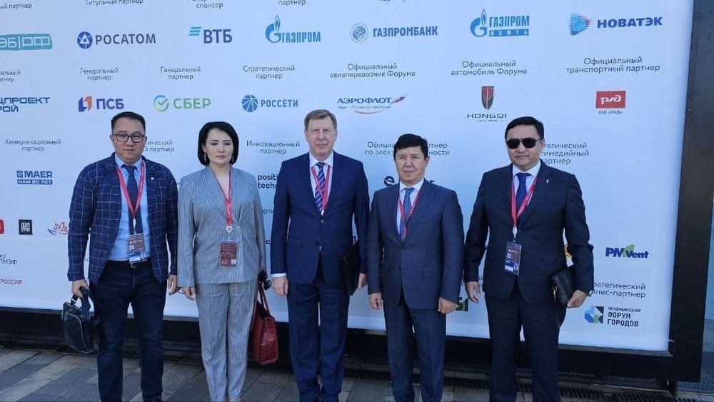 Глава ТПП КР Темир Сариев просит решить проблемы с логистикой на кыргызско-казахской границе изображение публикации