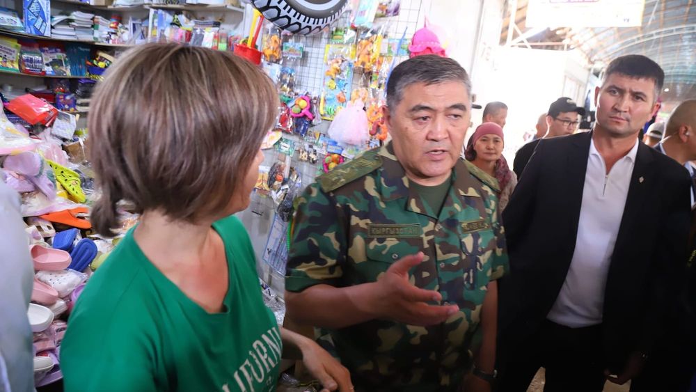 Семьям погибших в результате селя в Оше выплатят по 1 млн сомов — Камчыбек Ташиев изображение публикации