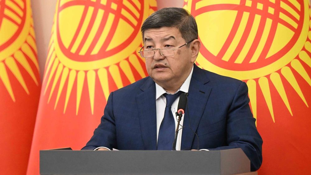 Находясь в выгодном географическом положении, Кыргызстан до сих пор не нашел свое место как торговый «порт» – Акылбек Жапаров изображение публикации