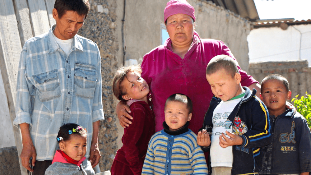 Получателям соцконтракта в КР будут выдавать беспроцентные кредиты – сколько и на каких условиях? изображение публикации