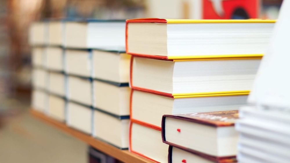 Кабмин поддержит издание произведений талантливых авторов из регионов КР изображение публикации