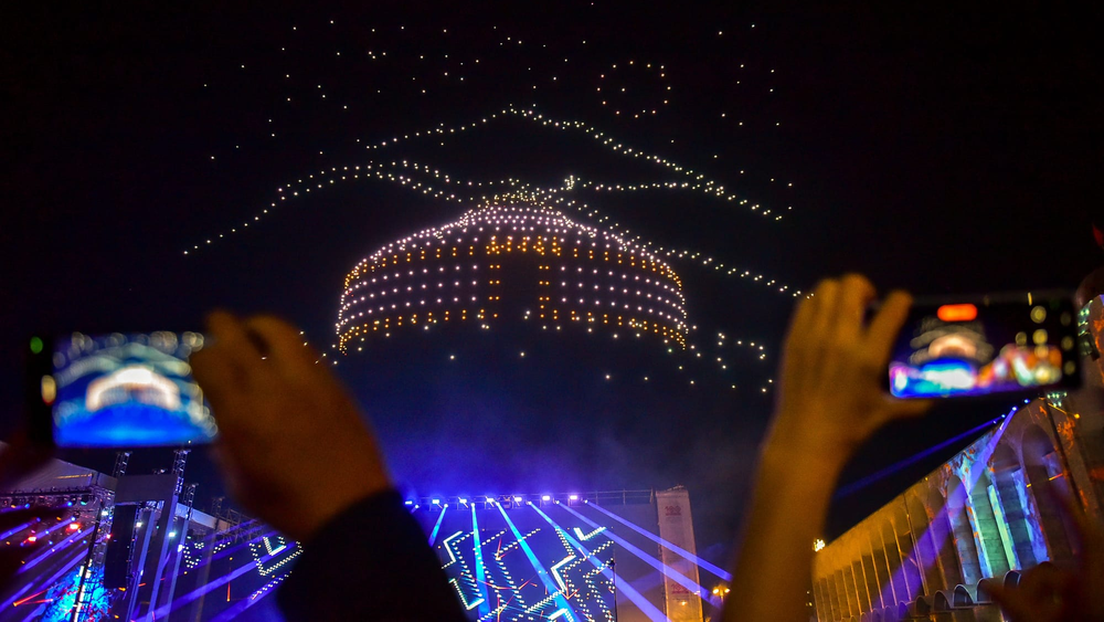 80 тысяч человек участвовали в праздновании Дня независимости на площади Ала-Тоо изображение публикации