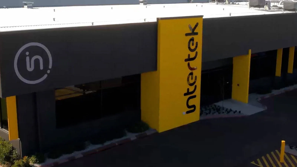 Посол Текебаев обсудил с Intertek сертификацию сельхозпродукции и маркировку топлива изображение публикации