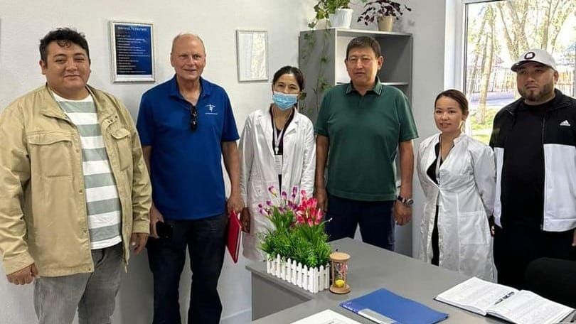 Волонтеры из США передадут медоборудование больницам Иссык-Куля изображение публикации