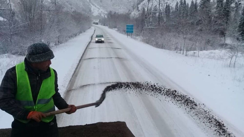 Все перевалы открыты для движения, но Минтранс призывает не выезжать на летних шинах изображение публикации