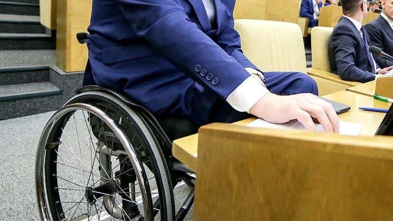 Жогорку Кенеш принял в первом чтении законопроект о снижении избирательного залога для людей с ОВЗ изображение публикации