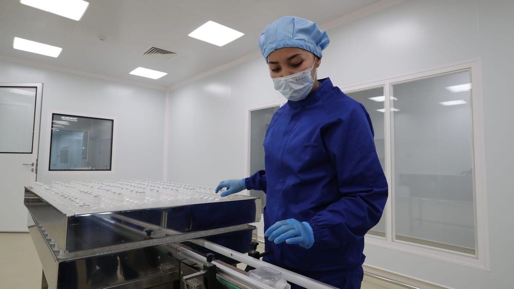 В Сокулукском районе запустили завод по производству инфузионных растворов и глазных капель изображение публикации