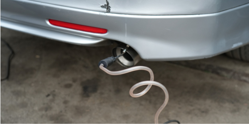 Мэрия Бишкека тестирует китайские катализаторы на авто замглавы БГК Болота Ибрагимова и блогеров изображение публикации