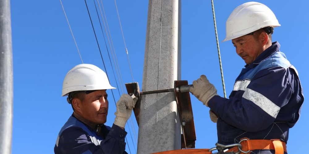 В Чуйской области заменят более 10 тысяч изоляторов на высоковольтных линиях изображение публикации
